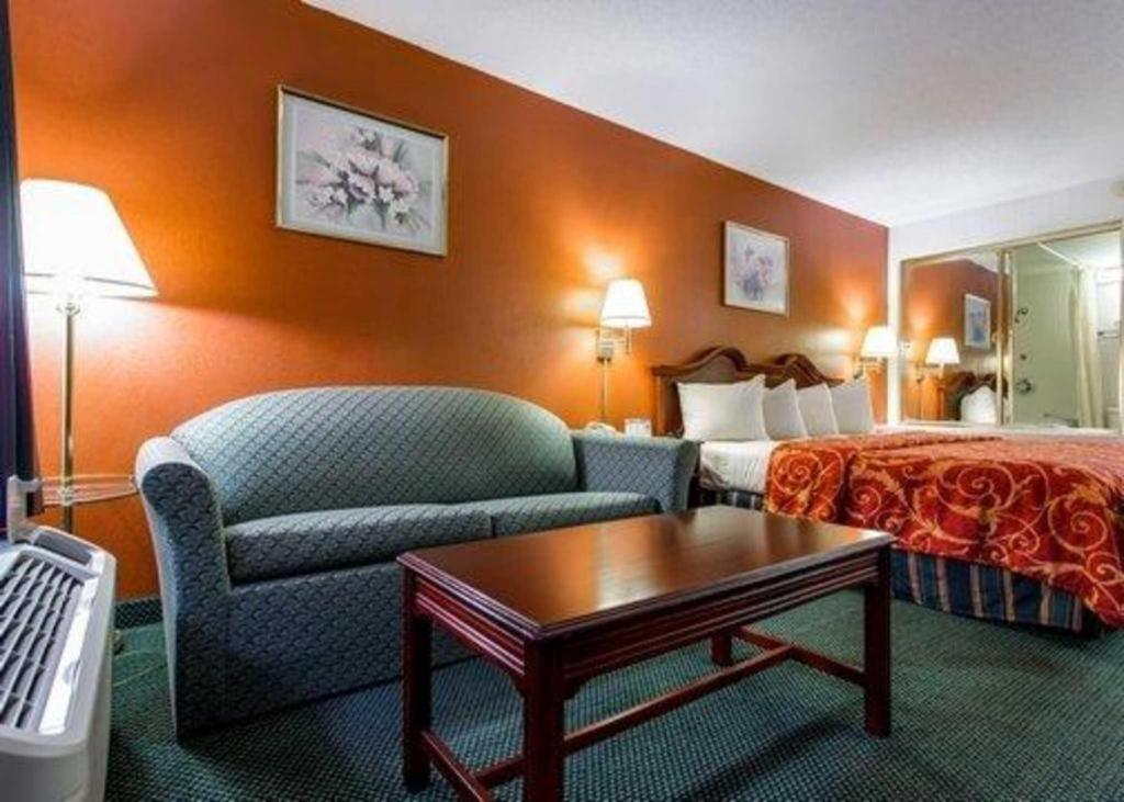 Econo Lodge South Garner Buitenkant foto