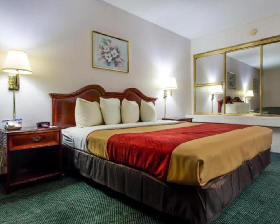 Econo Lodge South Garner Buitenkant foto